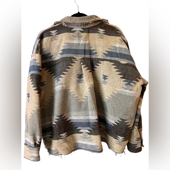 Aztec jacket - Picture 2 of 2